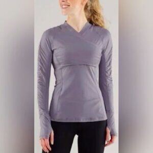 LULULEMON Run: Sunbeam Ruched Longsleeve in Stony Grey Womens Sz 6 Activewear